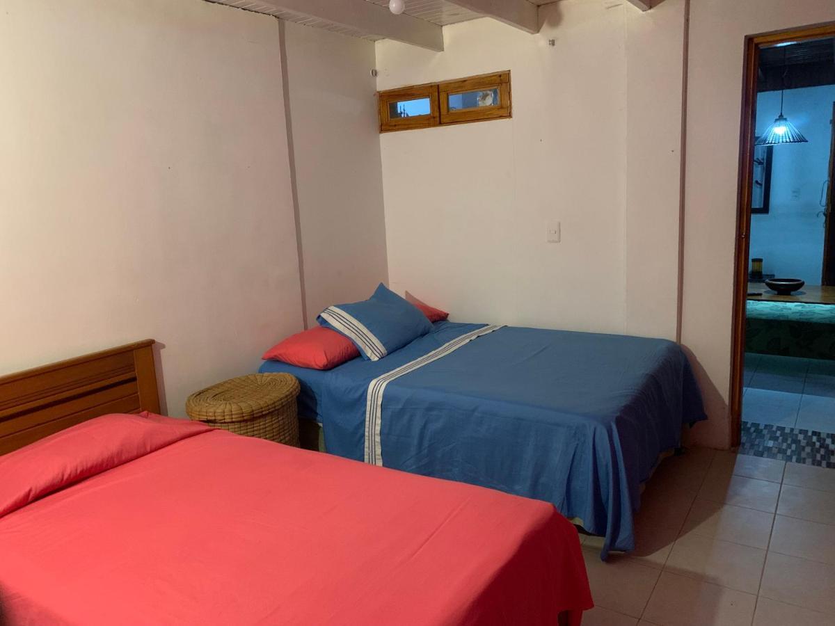 Hostal Casaluna San Andres エクステリア 写真