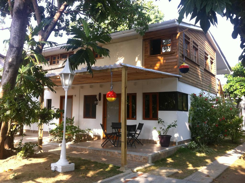 Hostal Casaluna San Andres エクステリア 写真