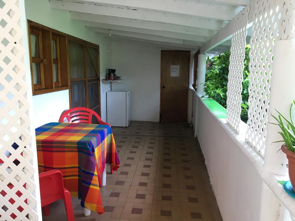 Hostal Casaluna San Andres エクステリア 写真